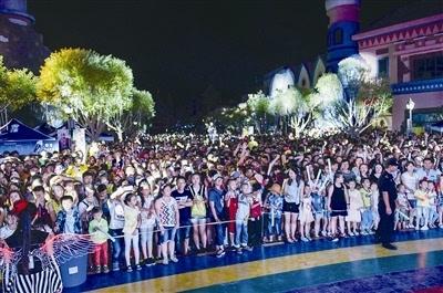 乐享酣畅淋漓夜生活 嘉峪关方特欢乐世界夜场首秀侧记