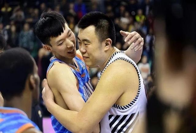 韩德君做出让步辽篮全力追逐周琦大魔王落叶归根冲cba冠军