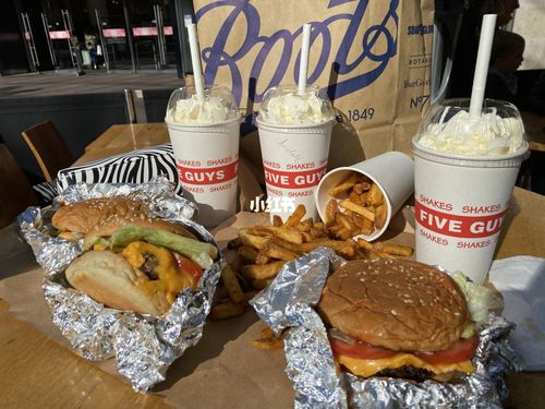p1-2 five guys 不用多说 直接冲cheeseburger和cajun薯条子(p2适合