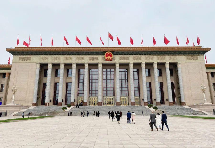 人民大会堂(图源:新华网)