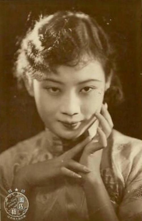 民国影星胡蝶照片,不论哪个年龄段都漂亮,岁月掩盖不了她的美