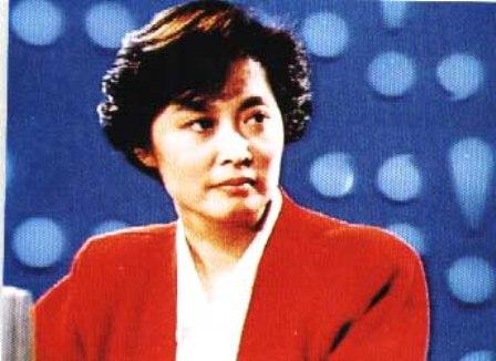 而与敬一丹相识相处的一切记忆,也在这段时间里,不断沉淀,释放,燃烧