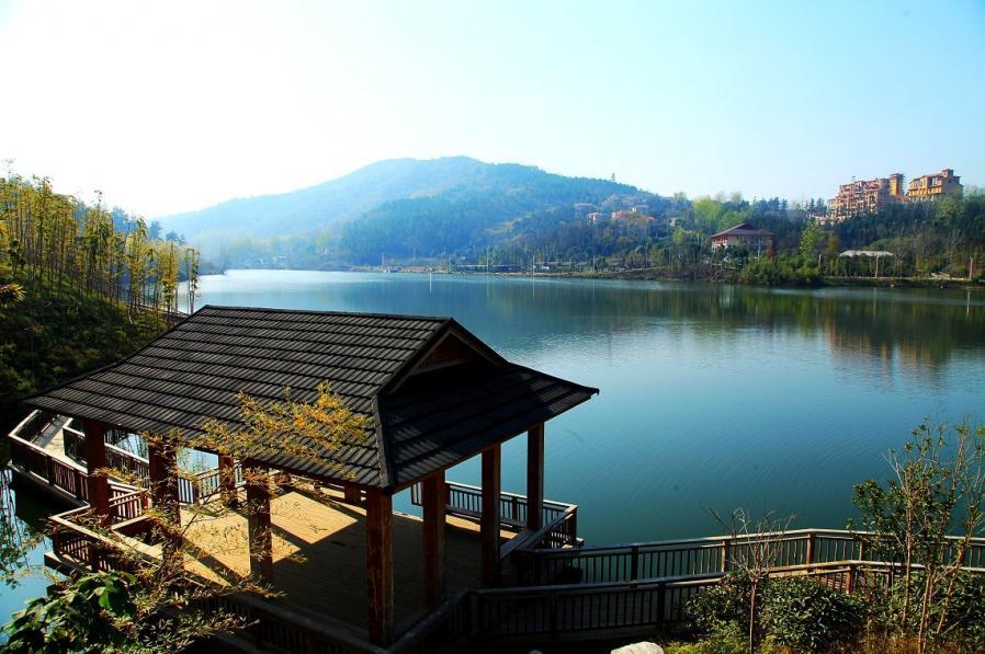 凤凰温泉景区