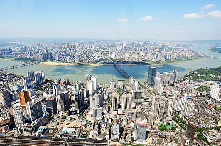 "看株洲全景,赞株洲巨变"老干部高空水上摄影活动选登(一)