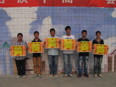 答:安庆属于安徽省,安徽西南部,长江下游北岸,皖西南中