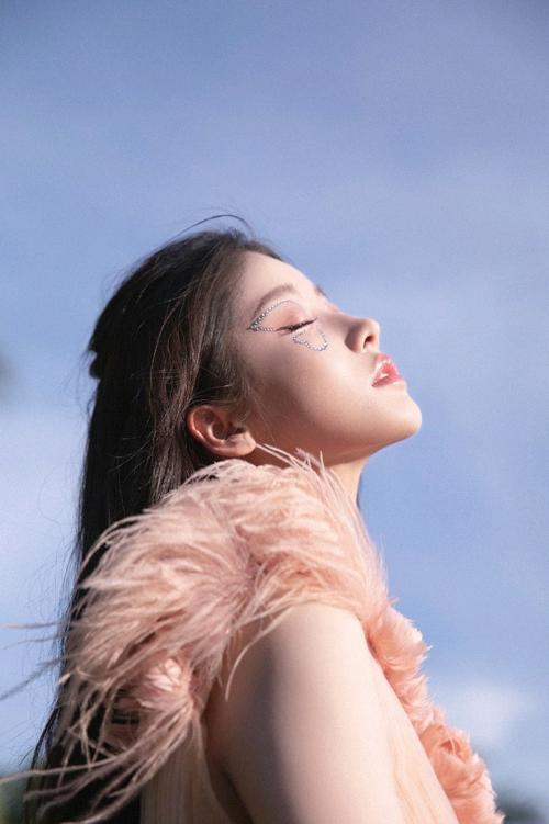 姜贞羽壁纸夏和冬