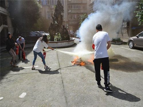 通过此次培训演练,不仅提高了参训人员的消防安全意识,也进一步增长