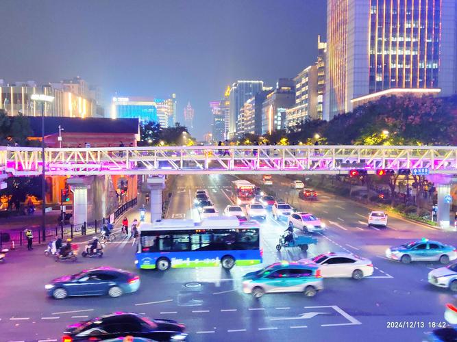 天桥夜景,美不胜收