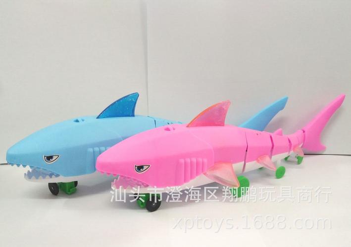 【乐美玩具】34cm电动七彩灯光音乐牵线鲨鱼仿真玩具动物模型批发