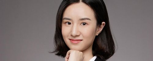 讨论了这么多,最后落实到一点还是: 袁芳的基金值不值得买?