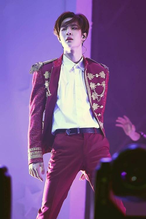 王一博跳舞 - 堆糖,美图壁纸兴趣社区