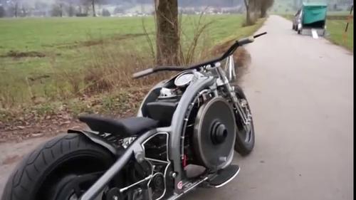 烧柴油摩托车,不用电我也能启动!