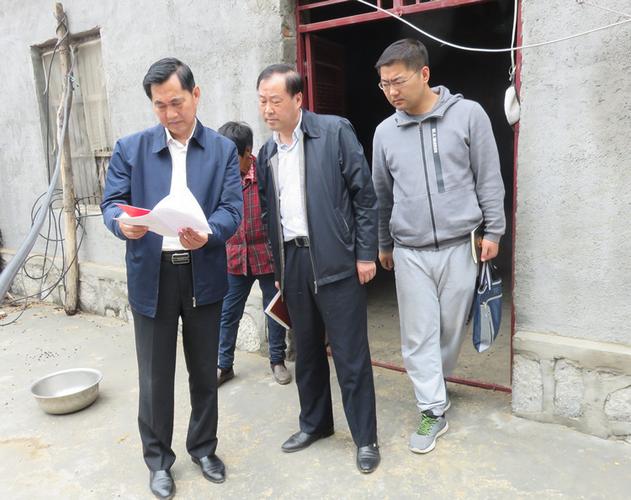 市政协主席许广斌赴萧县督查暗访脱贫攻坚
