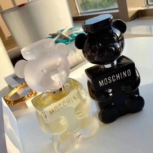 moschino的小熊香水_香水_莫斯奇诺怎么样_檀香_toy_麝香_logo_泰迪熊