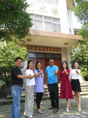 祝贺葵城中学艺术科组童敏娣荣获江门市中小学音乐青年教师教学专业