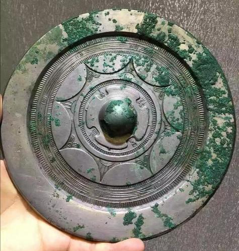 汉代连弧纹青铜镜欣赏