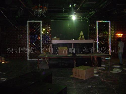 深圳荣威舞台灯光音响工程有限公司; 酒吧dj台设计效果图