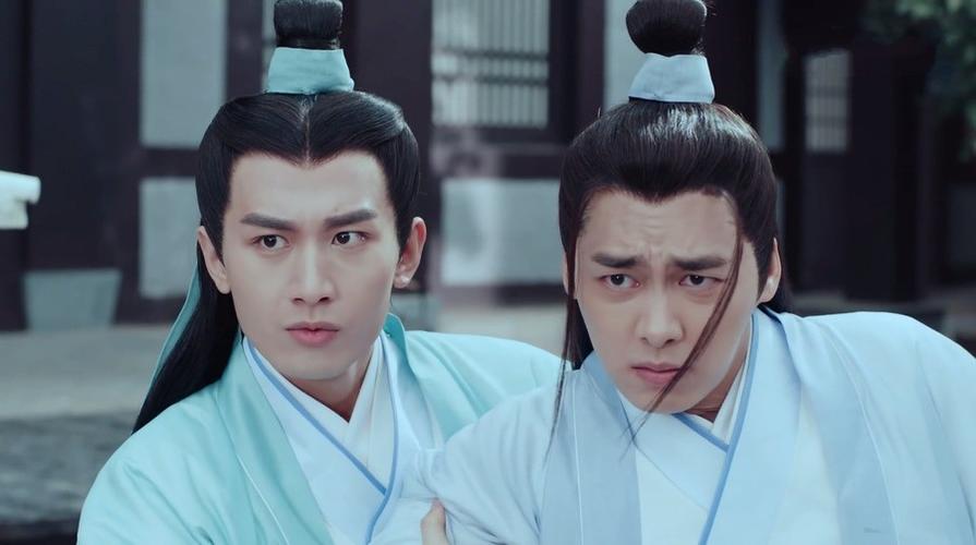 为报答师门恩情,张小凡勤学苦炼,却因自身驽钝,一无所成.