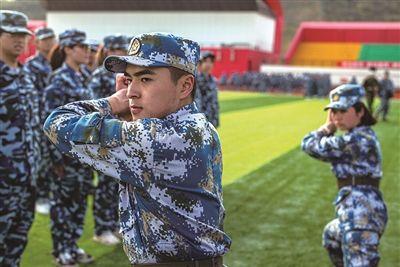 宁波财经学院军训有点"另类"|大学生|军事|军事训练
