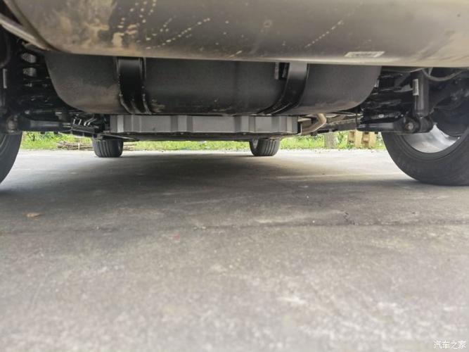 比亚迪秦plus的底盘