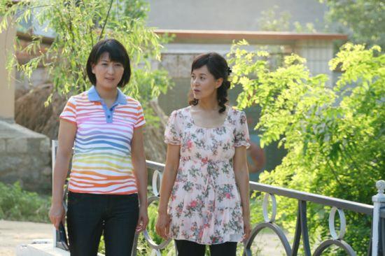  p>于莉红( i>艺名:于艺璇 /i>),1969年2月9日(农历腊月廿三)出生于