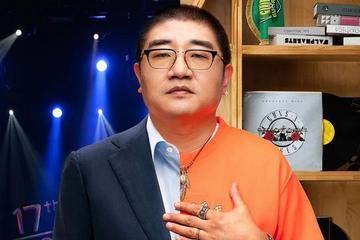 京东零售ceo徐雷的双面人生:3个纹身,爱听摇滚爱踢球