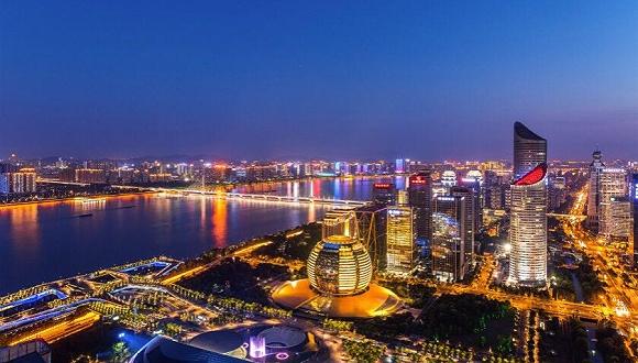 jpg  保存到相册 视觉中国    位于杭州新中心滨江区的滨康综合体地块