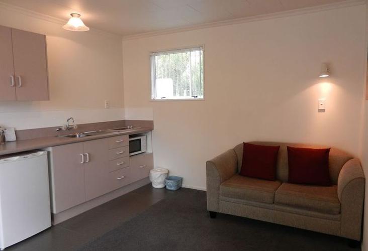 asure amber court motel te anau