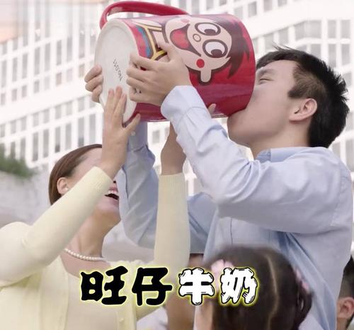 还记得旺仔牛奶广告的李子明同学吗?他长大了