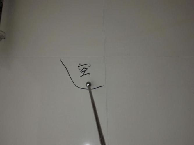 响鼓锤检测厨房墙砖空鼓率,空鼓率超过规范,不符合施工规范