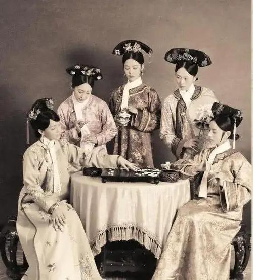 如懿传复古风剧照遇上真实的清朝宫廷照片