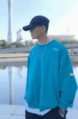 撞脸李荣浩刘德华给他做配角年入千万的梅尼耶到底什么来历
