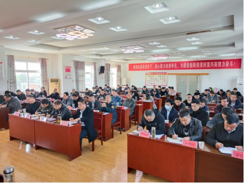 当前位置:>首页>复兴镇 68该镇党委书记陆克武强调:一是提高政治