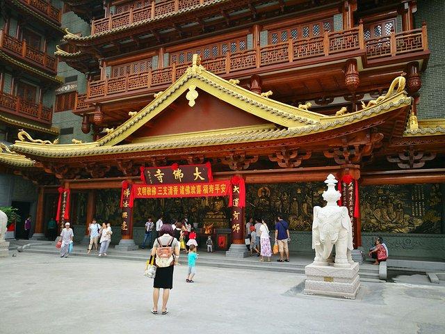 相对佛教和寺庙有了解的朋友建议过来参观学习一下_广州大佛寺"的评论