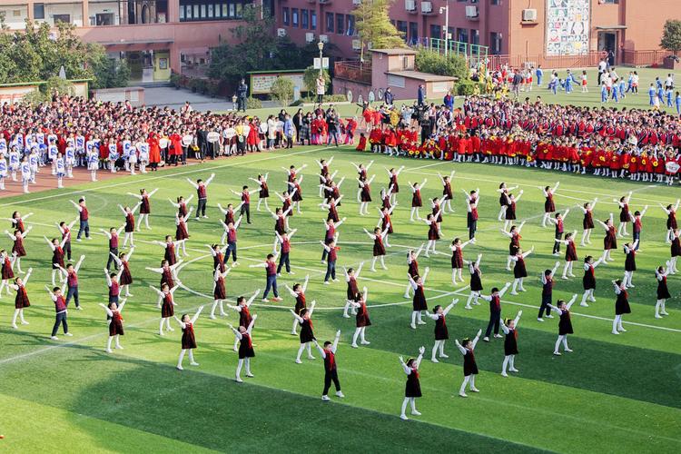 小学校 大节日——涪陵城七校兴涪校区第23届体育节开幕式掠影