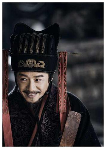 段奕宏生日现场照曝光 新戏将播演绎另类吕不韦