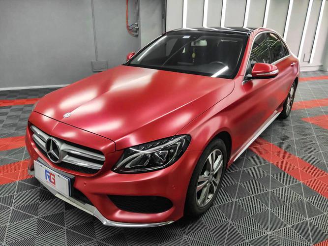 下面请欣赏奔驰c200l改色贴膜效果完美始于每一细节 精彩源于无限创意