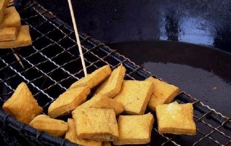 教你如何分辨真假油炸臭豆腐干