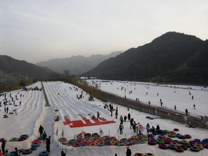 蓝田竹林畔滑雪场好玩吗,蓝田竹林畔滑雪场景点怎么样