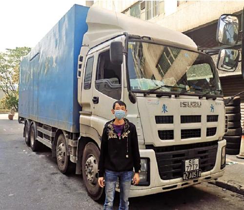 图:香港跨境货车司机郑华\大公报记者郭若溪摄