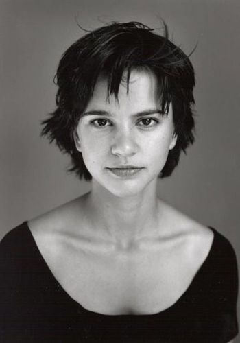 梅琳达·金纳曼 melinda kinnaman