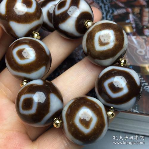 藏传古珠老料高油包浆金刚三眼天珠手链尺寸20毫米11颗