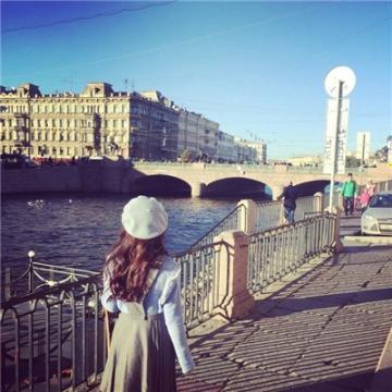 好看的美女qq头像伤感背影 满腹委屈的并不是你一个人