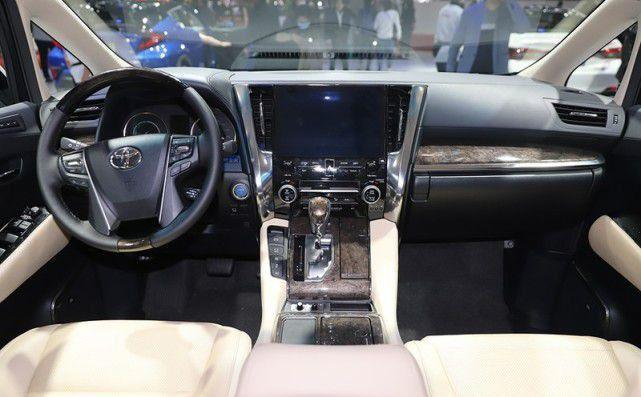 2021款丰田皇冠威尔法现车的详细咨询|埃尔法|内饰