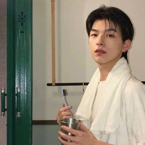有没有适合男生用的微信头像