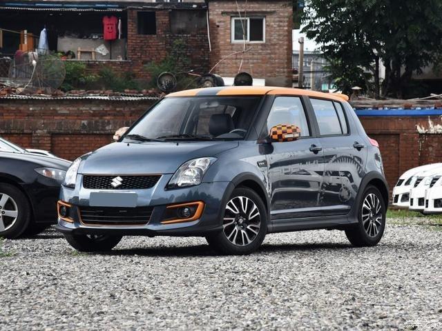 铃木雨燕,分体式的进气格栅,搭配大面积的灯组更显运动