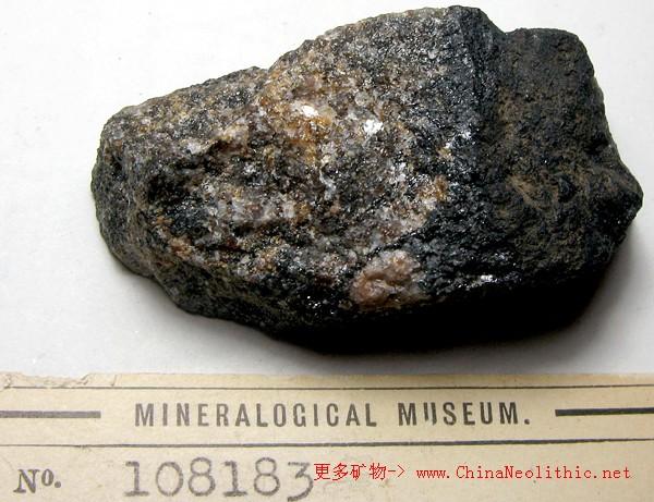 >> 矿物图片 >> 锰铁矿-jacobsite