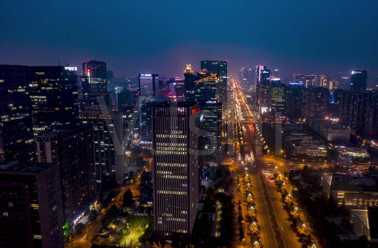 成都天府大道大源商务cbd夜景航拍延时_4096x2684_高清视频素材下载