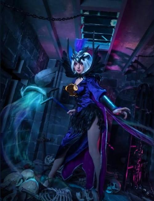 英雄联盟诡术妖姬cos,这朵"黑玫瑰"可别乱采