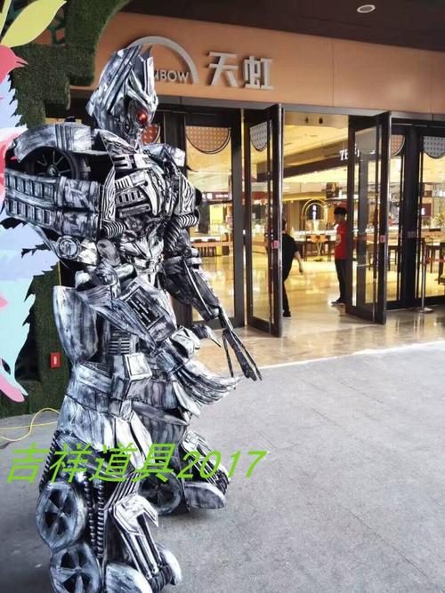 真人版全身可穿戴钢铁侠威震天cos道具服装盔甲机器人
